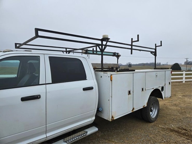 dodge-ram-5500-image-12