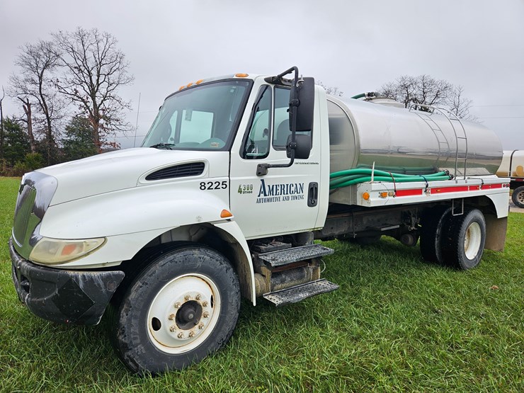 international-durastar-4400-image-3