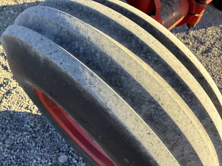 case-ih-100-image-30