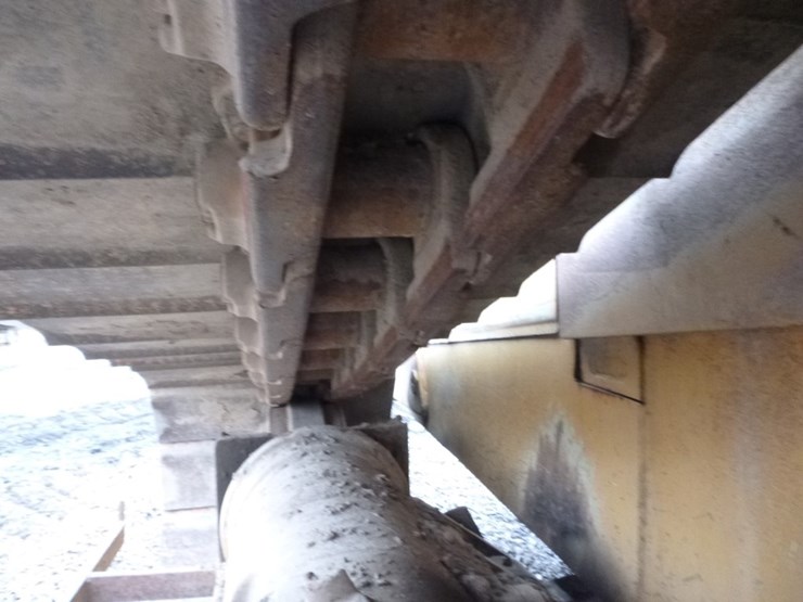 caterpillar-d6h-image-36