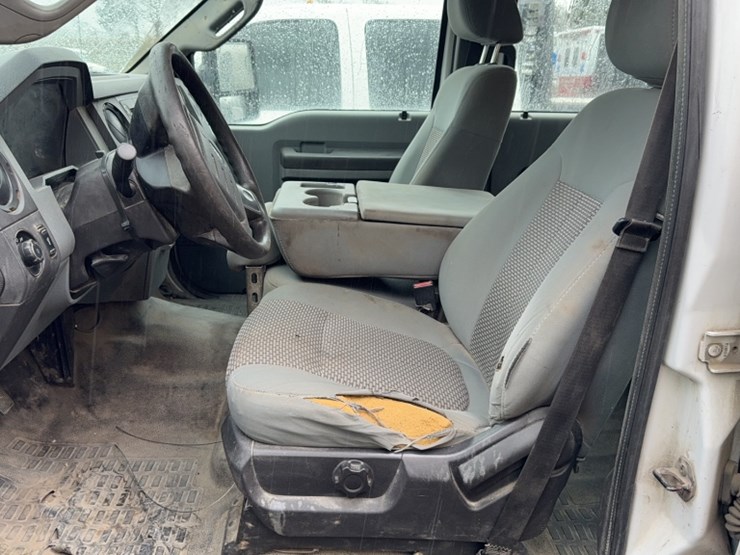 2011-ford-f250-image-18