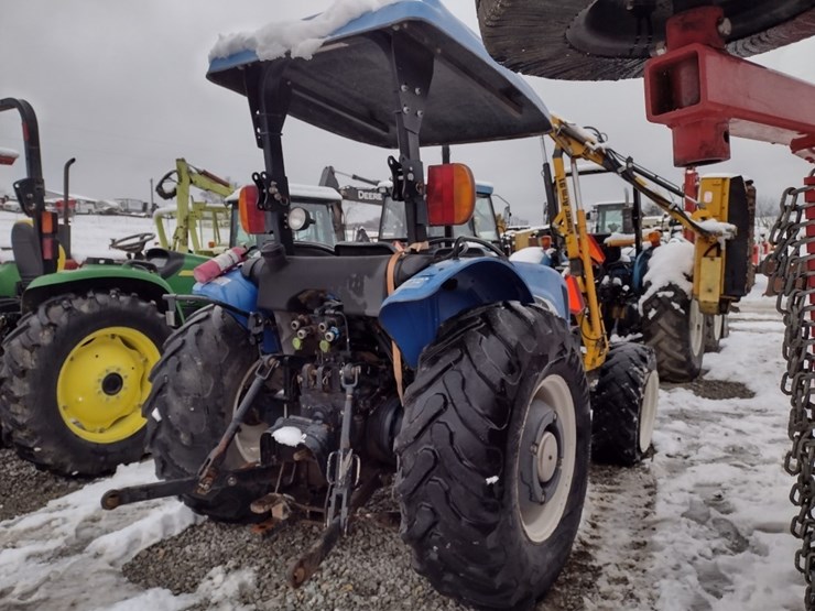 new-holland-tn70a-image-28