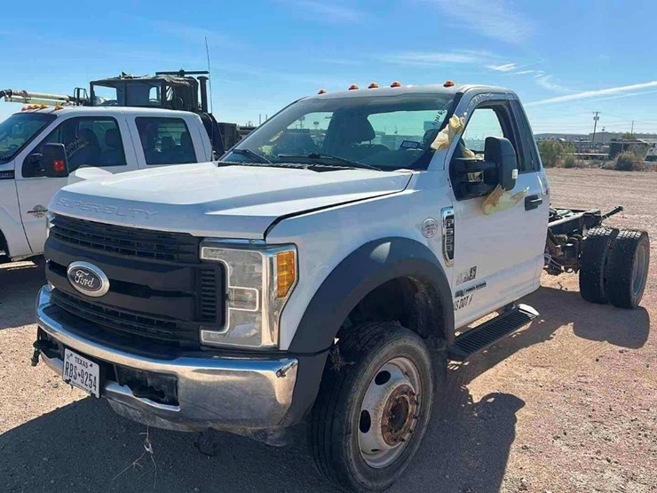 ford-f550-image-1