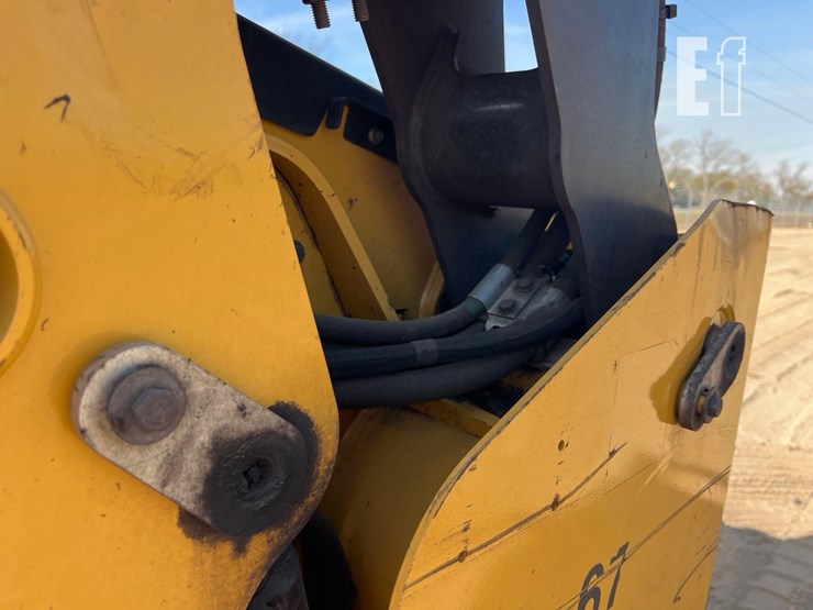 caterpillar-255-image-24