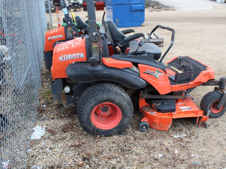 kubota-zg327-image-3