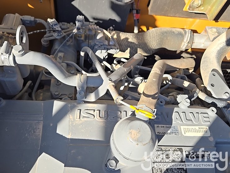 2021-case-cx210-lc-image-161