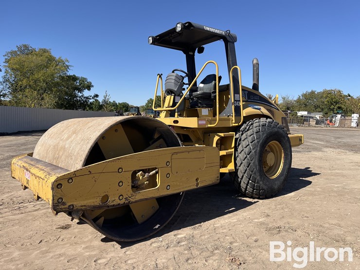 caterpillar-cs-563e-image-1