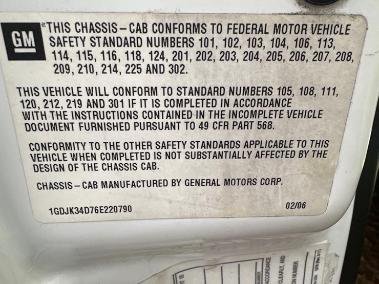 2006-gmc-sierra-3500-image-10