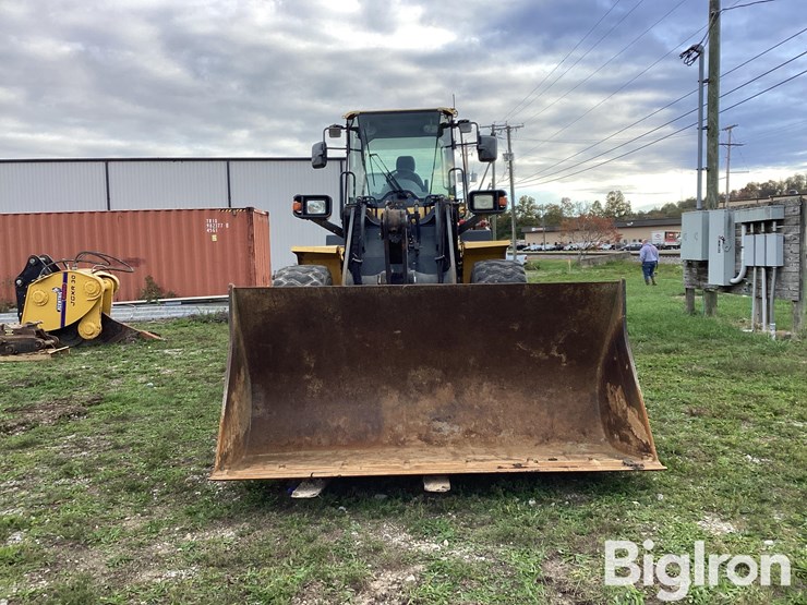 2011-komatsu-wa250pz-6-image-2