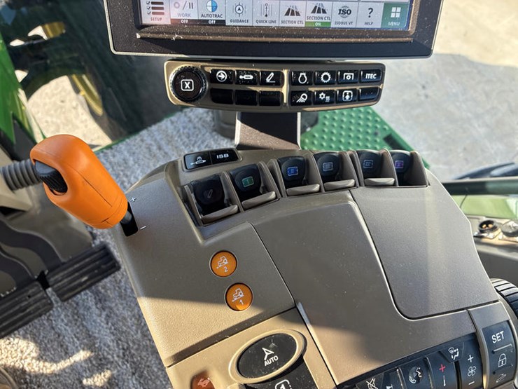 john-deere-8r-370-image-82