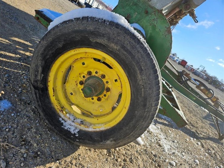 john-deere-10-image-26