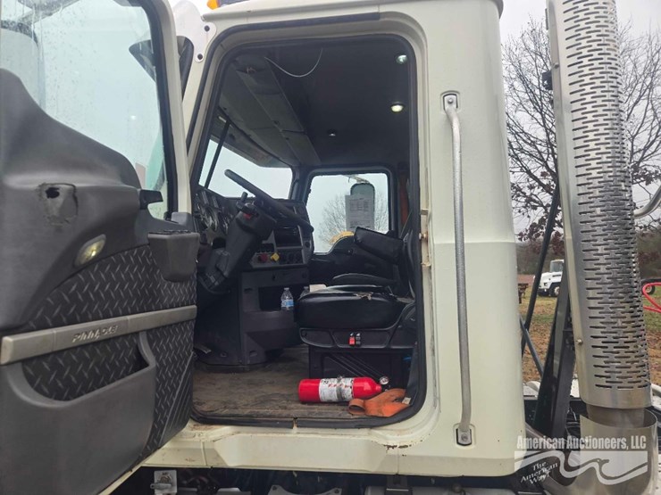 2017-mack-chu613-truck,-vin-#-1m1an07y2hm026069-image-28