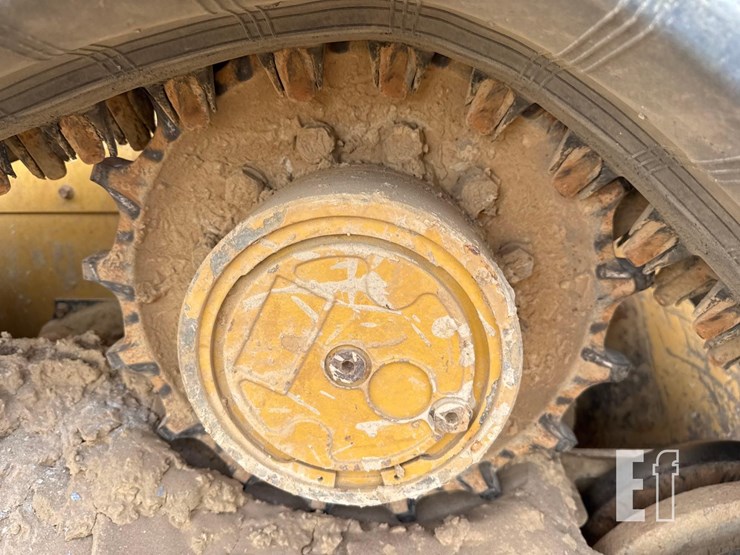 2016-caterpillar-289d-image-9