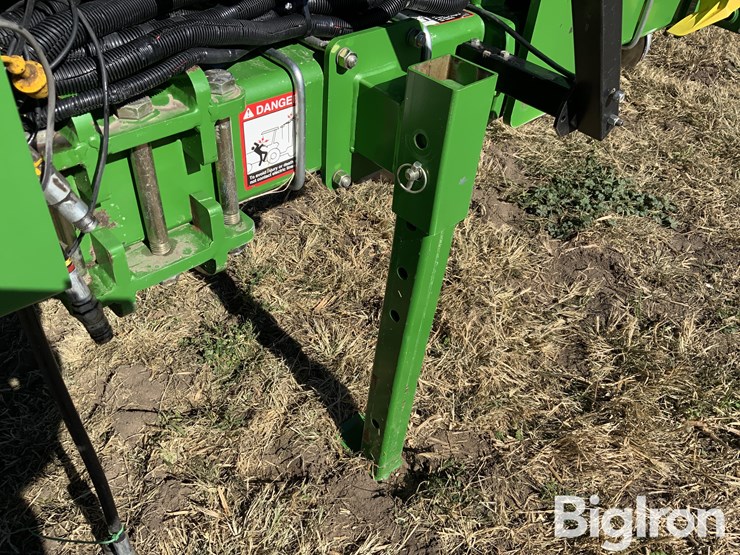 john-deere-dr12-image-19