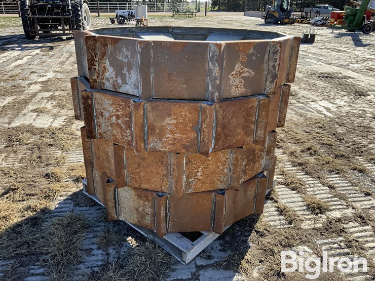 bb-metal-works-steel-tread-pivot-wheels-image-2