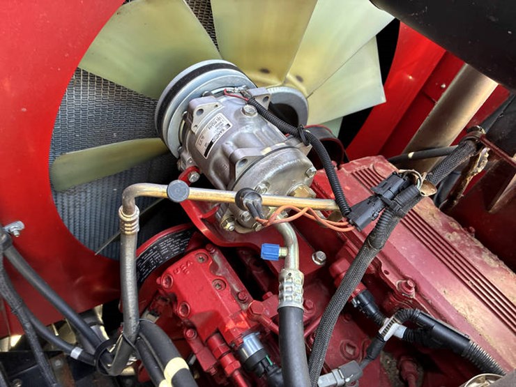 case-ih-5088-image-80