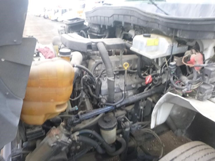 international-4300-image-16