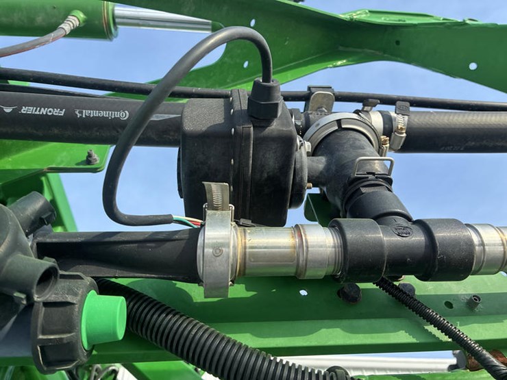 john-deere-r4038-image-30