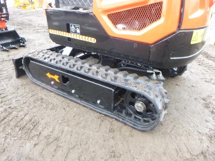 2025-tpm-18bs-hydraulic-excavator-image-27