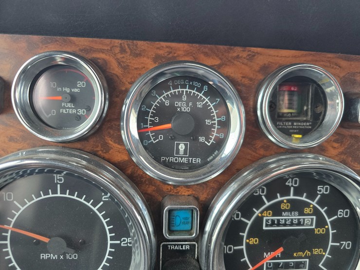 1999-kenworth-w900l-image-87