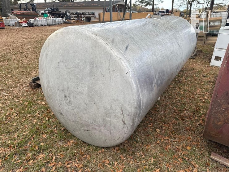 1000-gallon-aluminum-tank-image-3