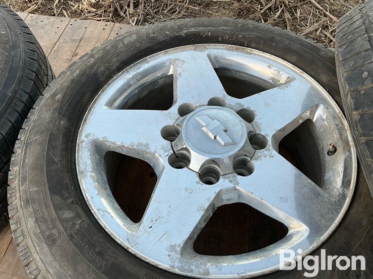 chevrolet-2500hd-image-15