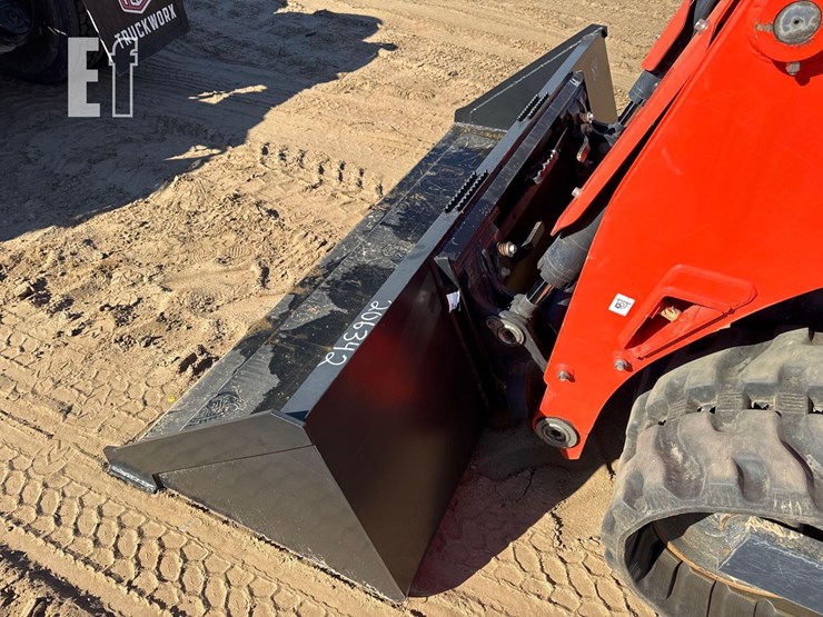 2018-kubota-svl75-3-image-21