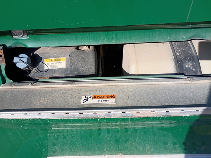 freightliner-cascadia-125-image-65