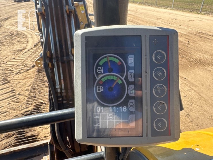 2016-caterpillar-304e2-cr-image-31