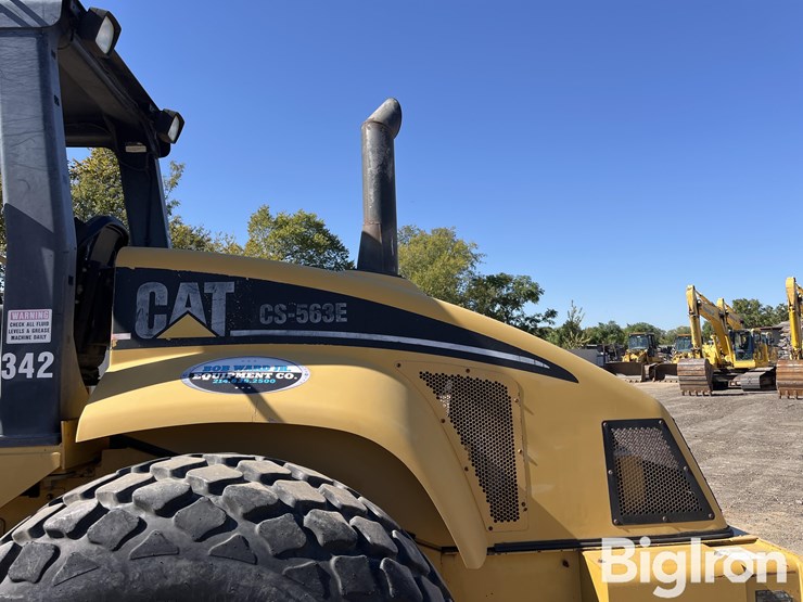 caterpillar-cs-563e-image-9