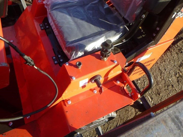 2025-agt-sda-140t-skid-steer-track-loader-image-13