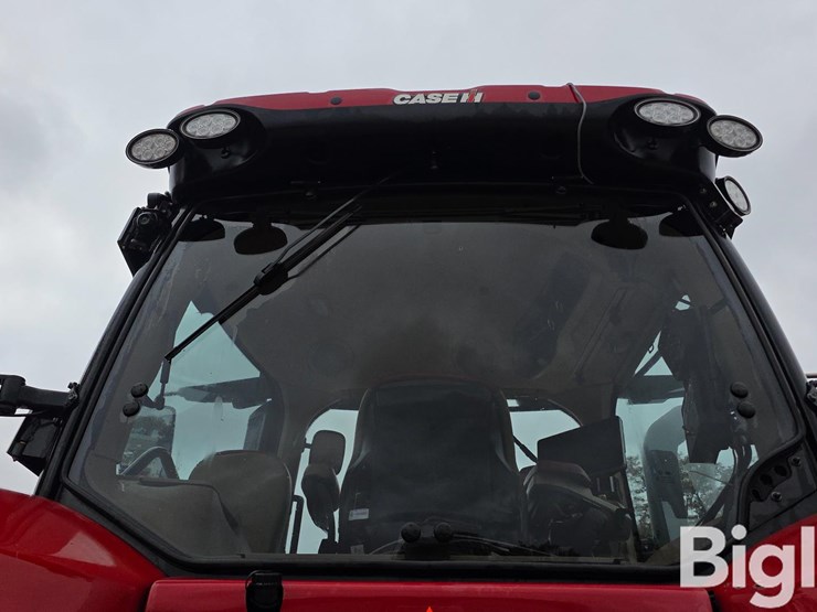 case-ih-magnum-310-image-16