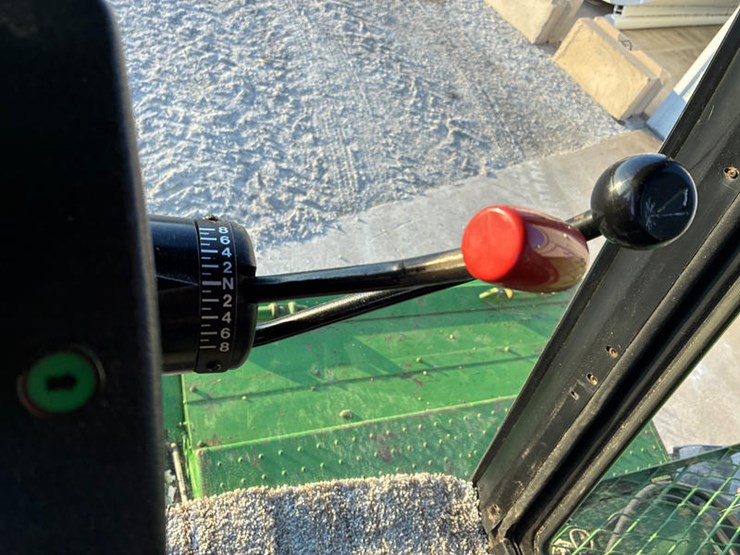 john-deere-7720-titan-ii-image-72