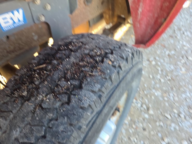 2010-chevrolet-2500hd-image-19