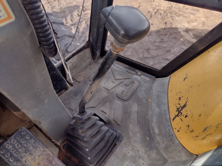 caterpillar-426c-it-image-10