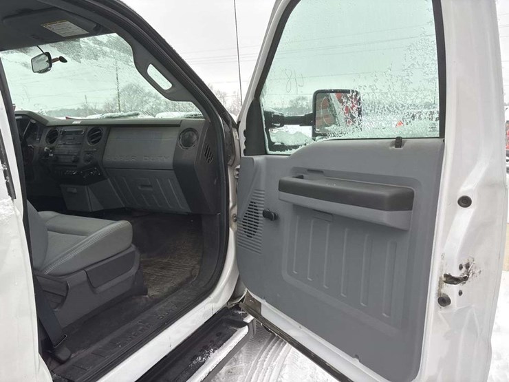 2012-ford-f450-image-15