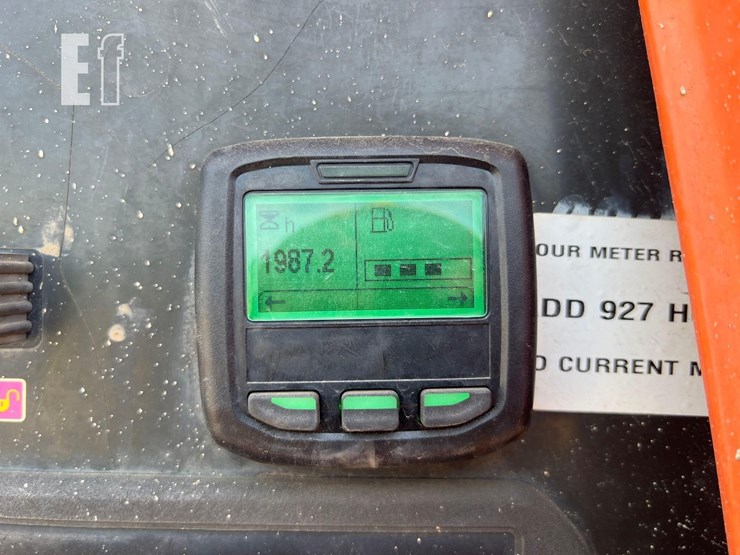 2018-jlg-600s-image-16