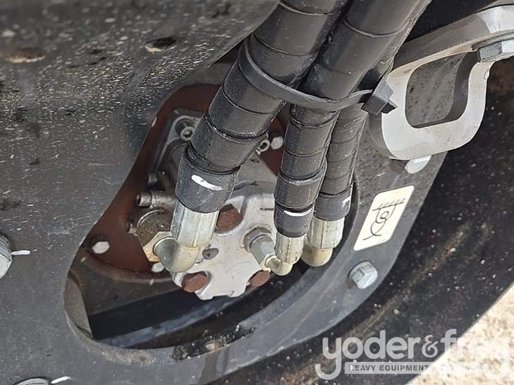 2023-jcb-ct260-120-image-27