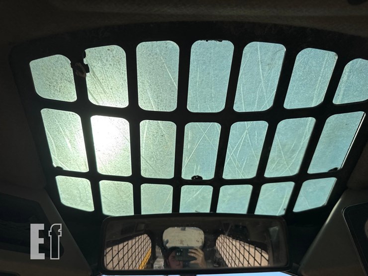 2019-caterpillar-226d-image-22