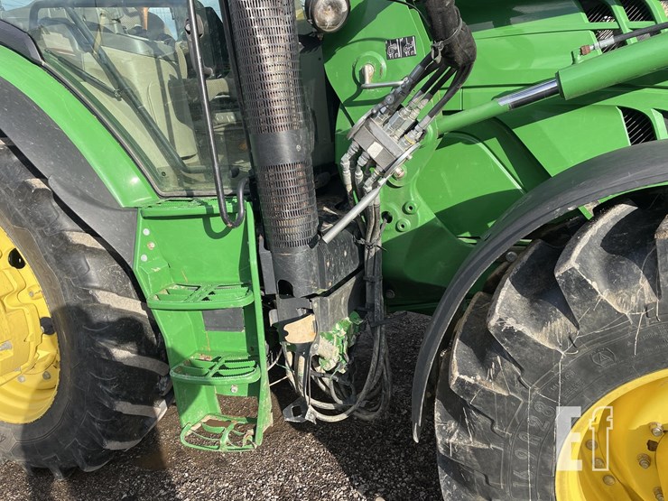 2013-john-deere-6150r-image-10