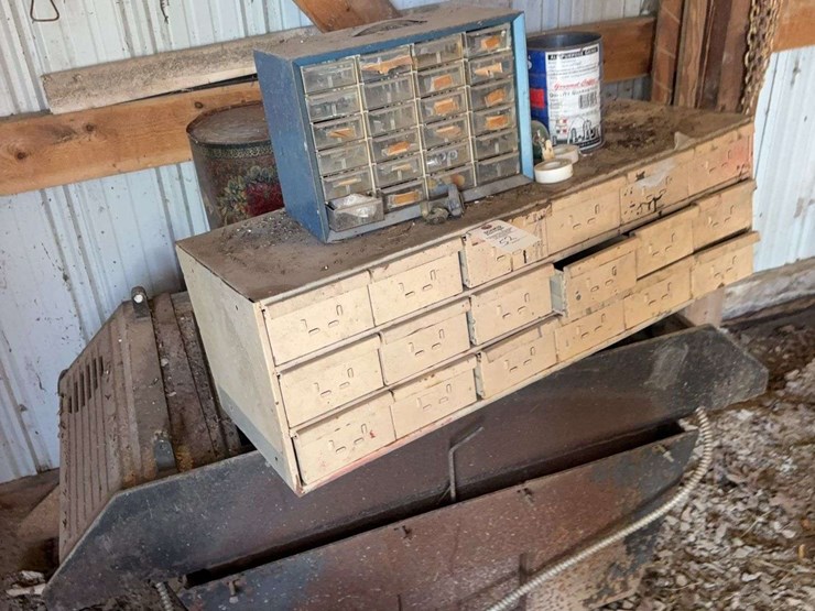 organizers-with-hardware-image-7