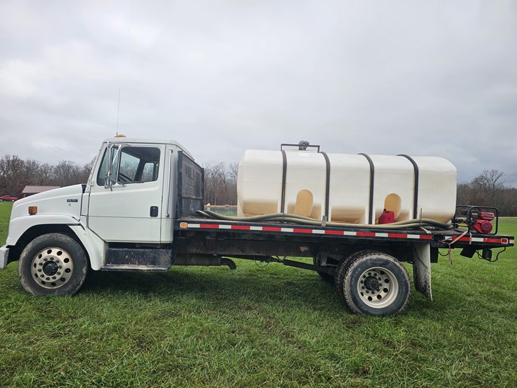 freightliner-fl60-image-7