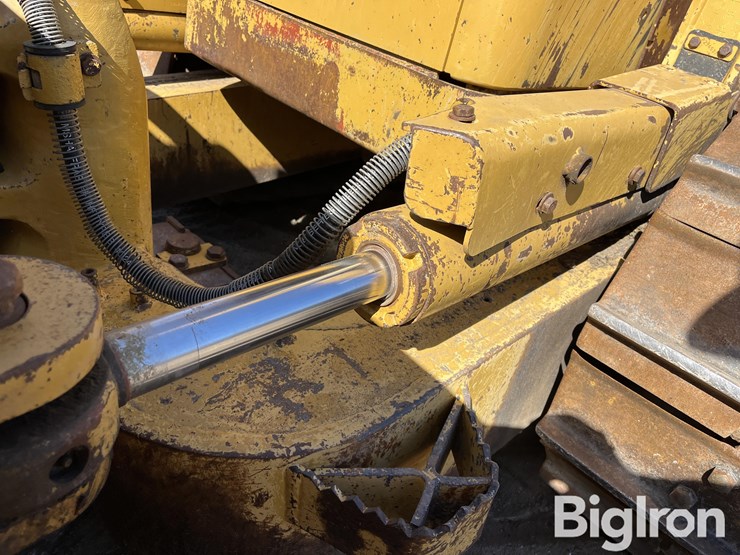 2012-caterpillar-d6n-xl-image-19