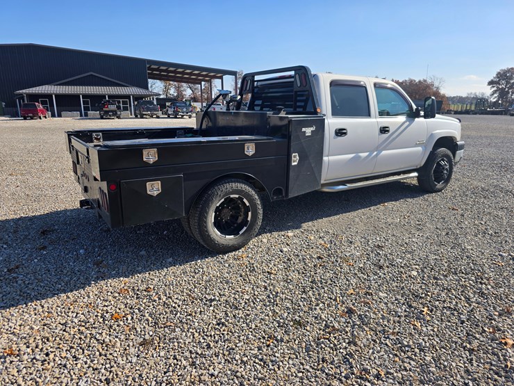 chevrolet-silverado-3500-image-27