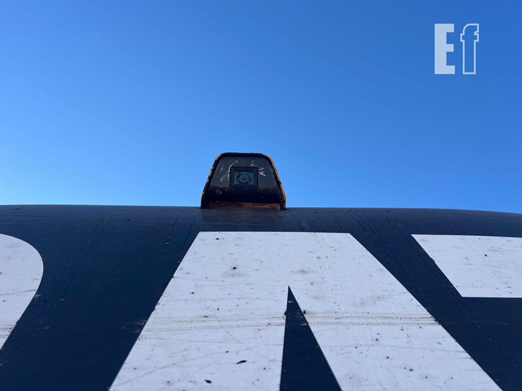 caterpillar-326fl-image-29