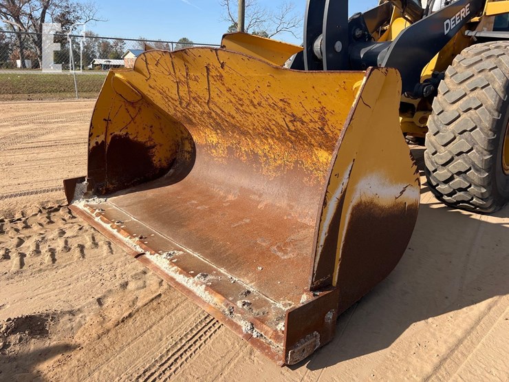 2020-deere-444l-image-9