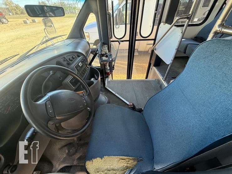 1998-ford-e-super-duty-image-8