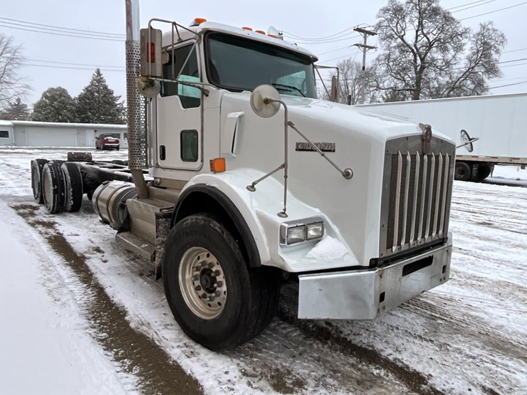 kenworth-t800-image-5