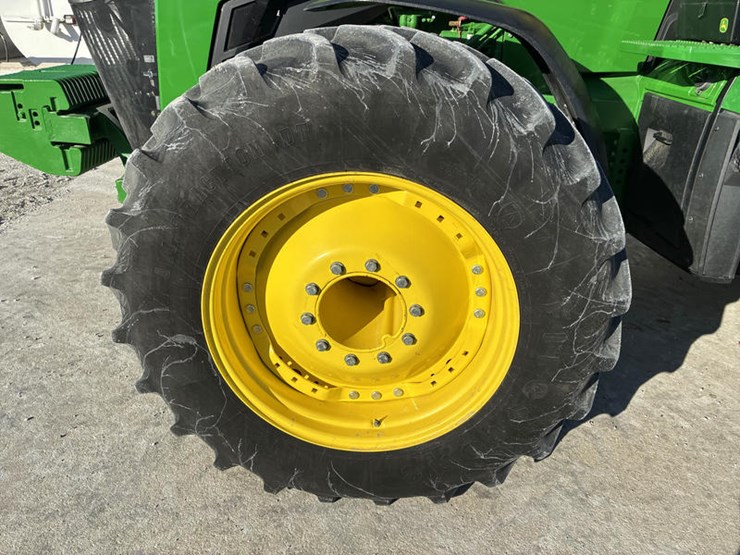 john-deere-8r-370-image-54