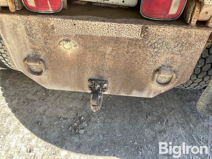 international-4700-image-16